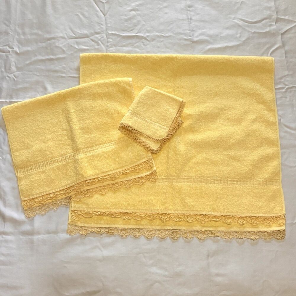 Mid Century Cannon Yellow Sunshine Set of Hand Towels 100% Cotton Trade Made USA